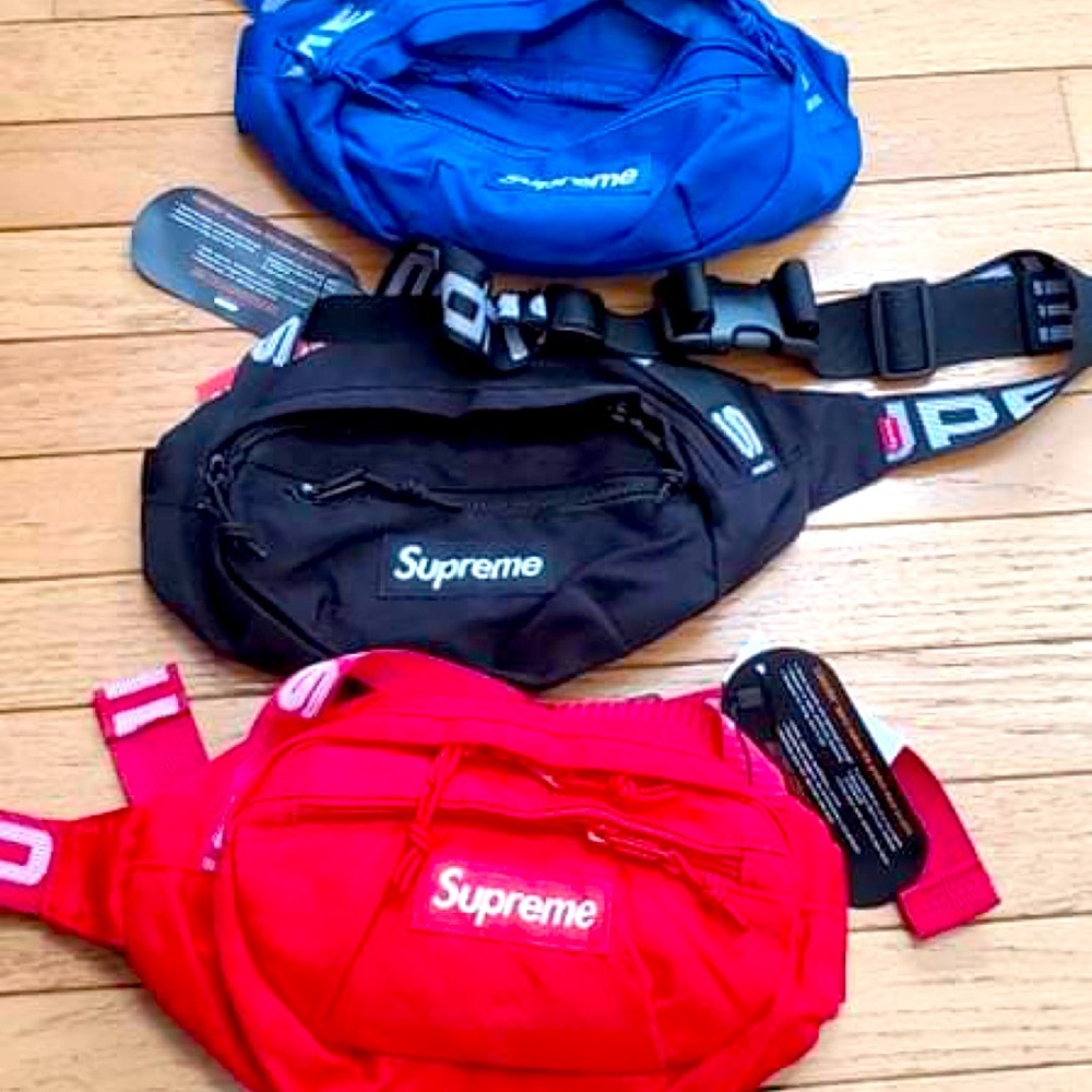 Supreme waist bags red and blue 2 bags 1 price